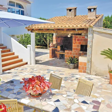 Holiday home Nice Home In Alcudia Alcudia (Mallorca)